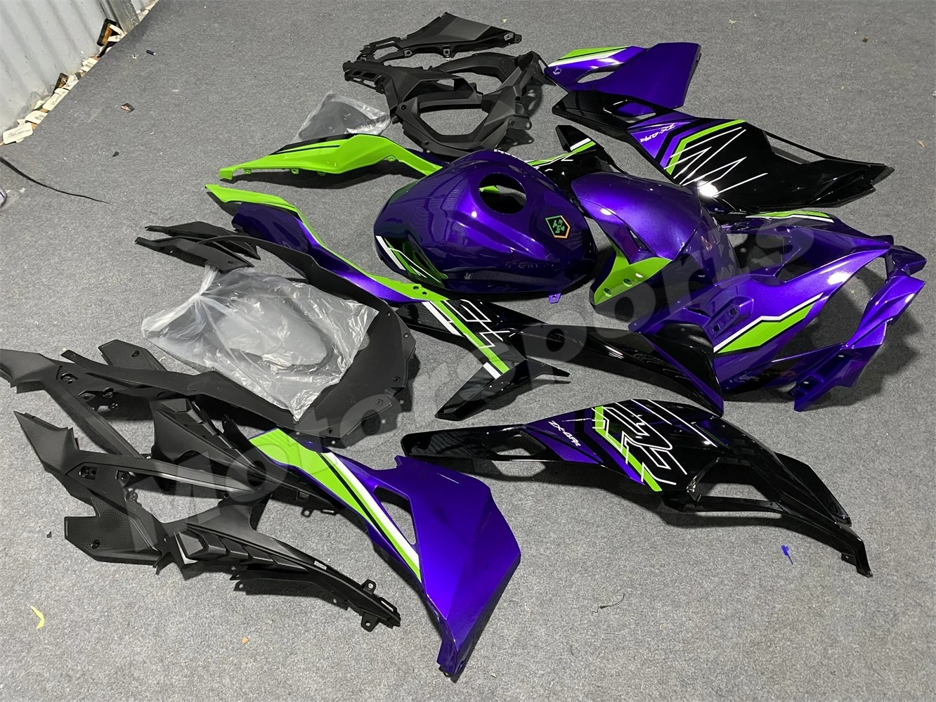 Purple Green Fairing Kit for 2023-2024 Kawasaki Ninja ZX4R